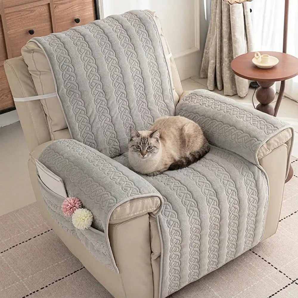 All-Season Scratch-Resistant Non-Slip Recliner Couch Cover with Elastic Straps