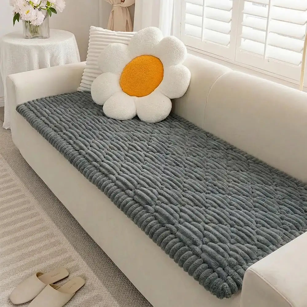 Fluffy Fuzzy Pet-Friendly Sofa Protector One-Piece Washable Couch Cover Pet Mat