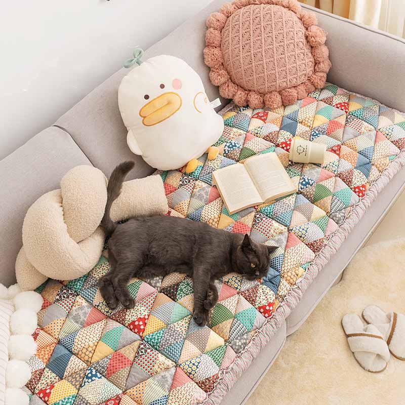 Garden Chic Cotton One-Piece Pet Friendly Protective Couch Cover
