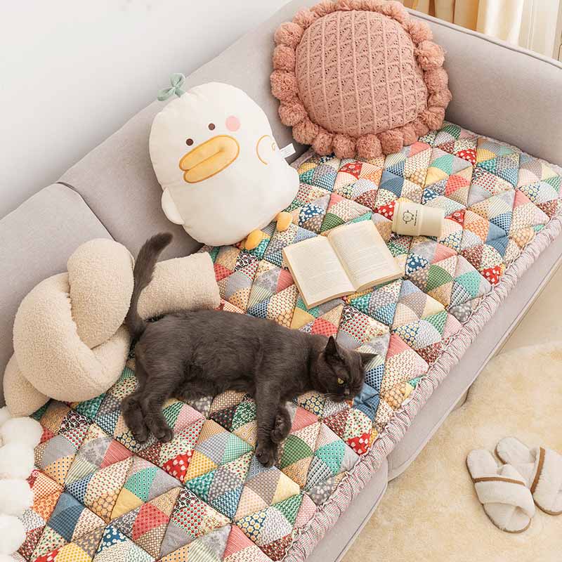 Garden Chic Cotton One-Piece Pet Friendly Protective Couch Cover
